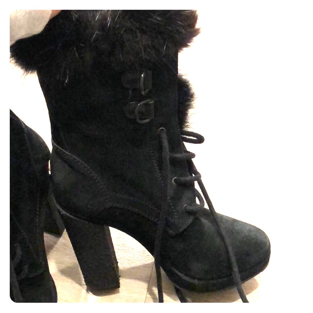 Moncler suede fur boots!